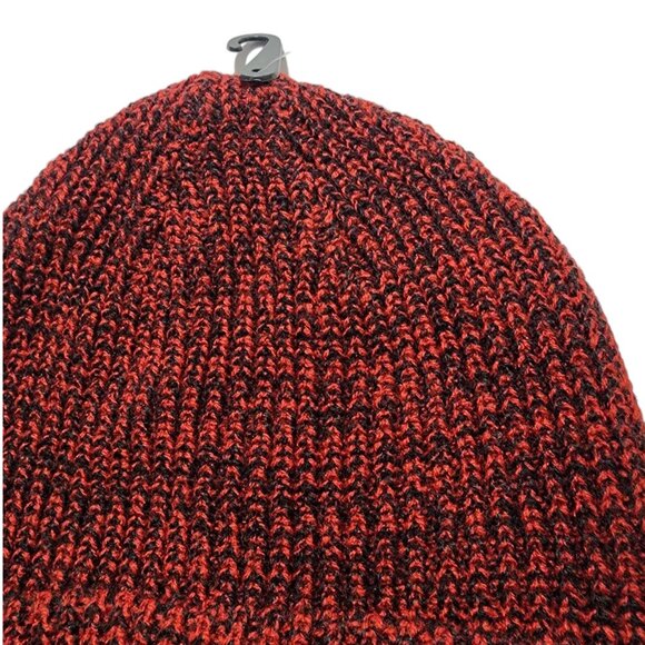 Calvin Klein Burgundy Winter Beanie Comfort Style Adult Women's One‎ Size - Picture 3 of 4